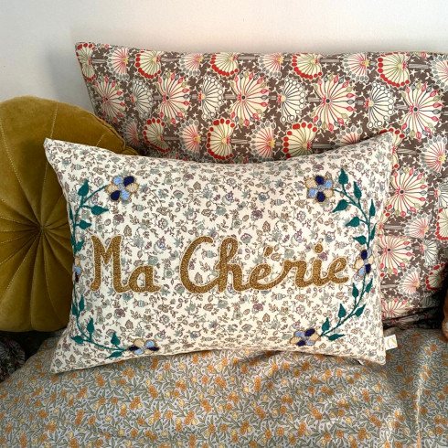 Embroidered cushion Ma Chérie