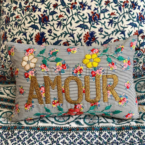 Mini embroidered cushion AMOUR