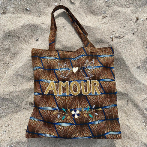 Lisette bag embroidered AMOUR