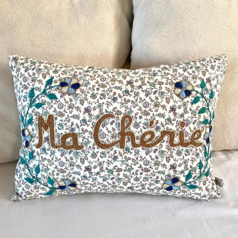 Embroidered cushion Ma Chérie