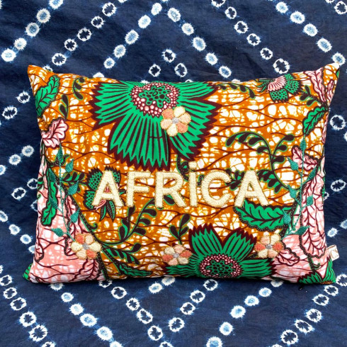 Coussin brodé AFRICA
