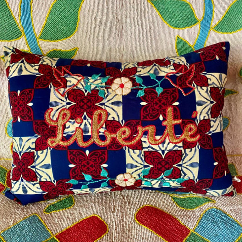 copy of Embroidered cushion LIBERTE