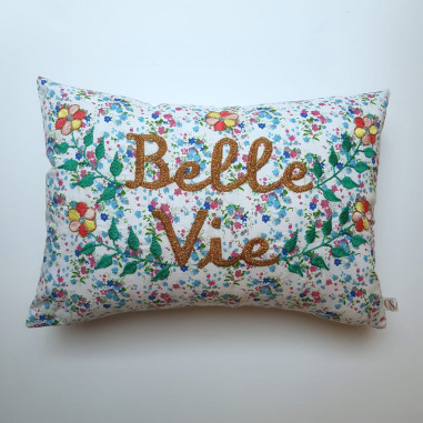 Embroidered cushion BELLE VIE